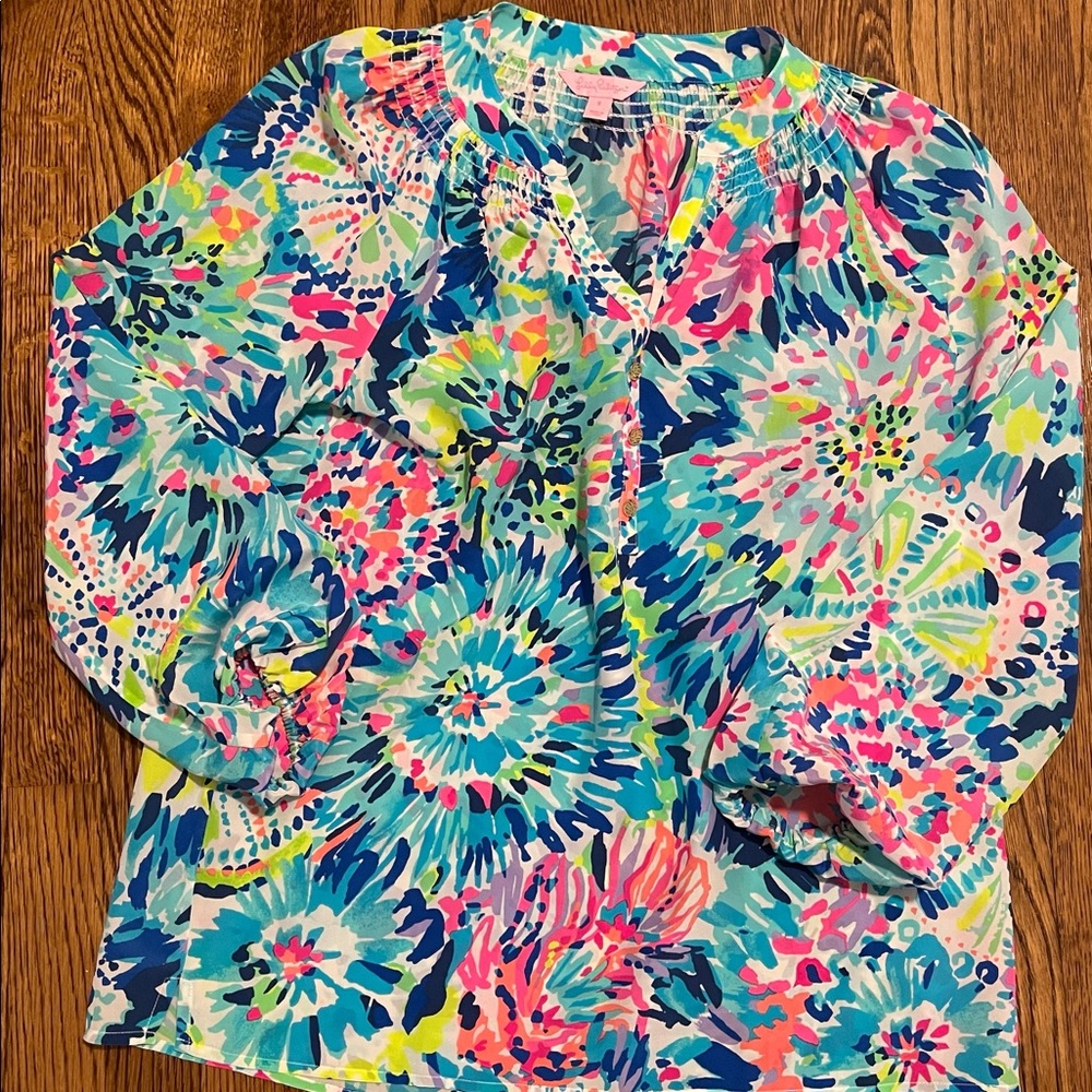 Lilly Pulitzer Dive In Blue Elsa blouse Size small
